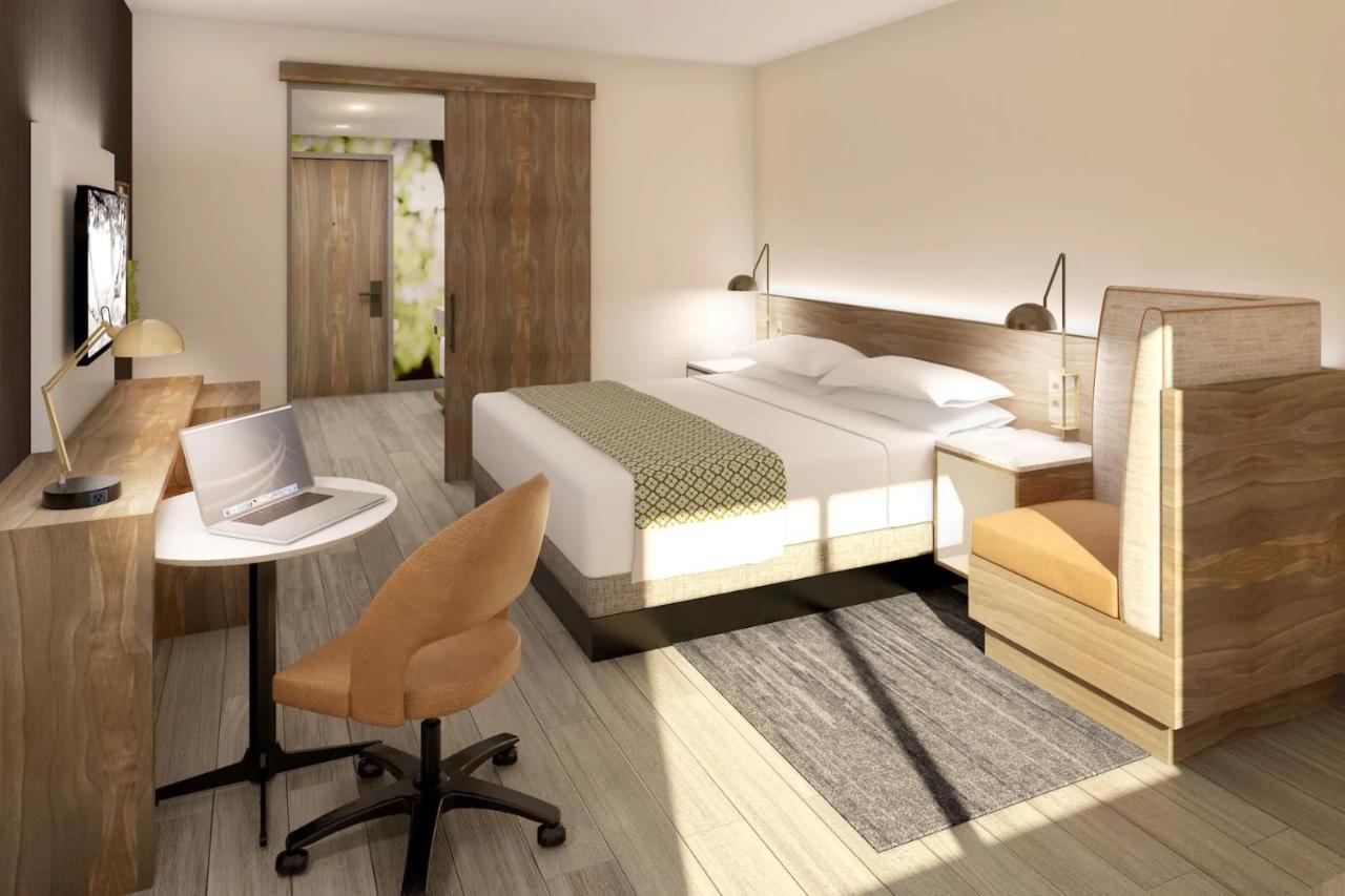Wyndham Garden Airport Natomas Hotel