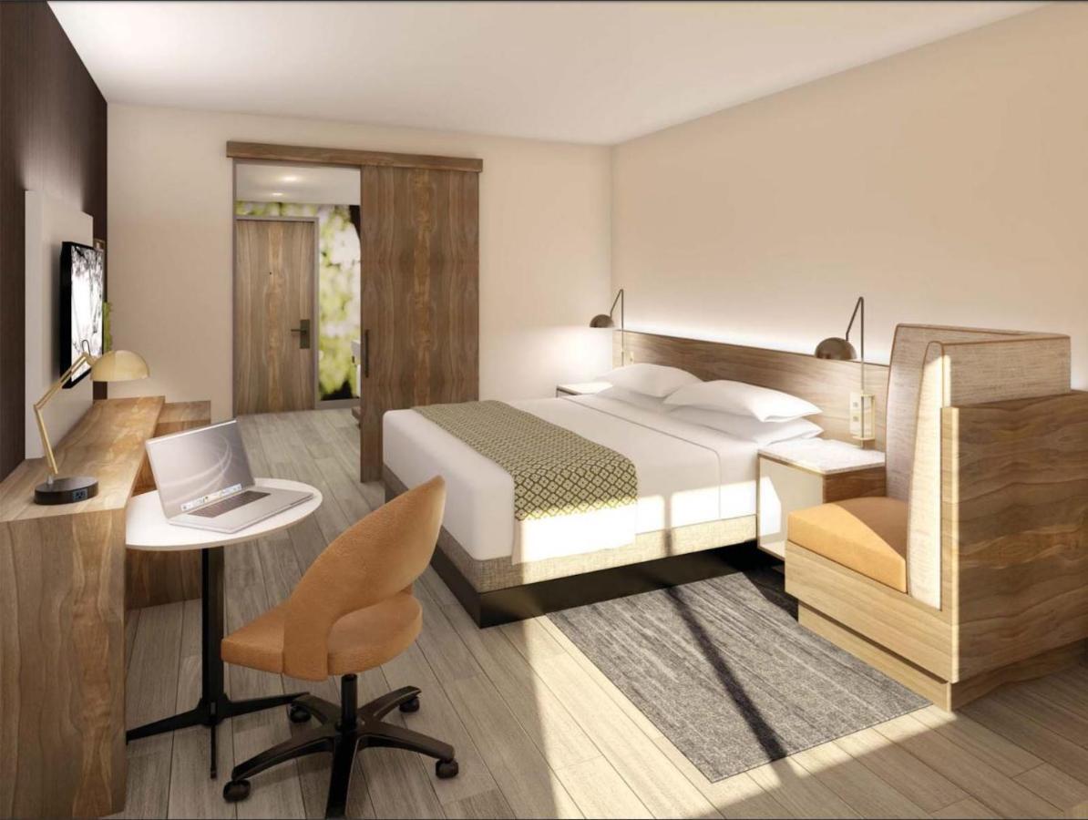 Wyndham Garden Airport Natomas Hotel